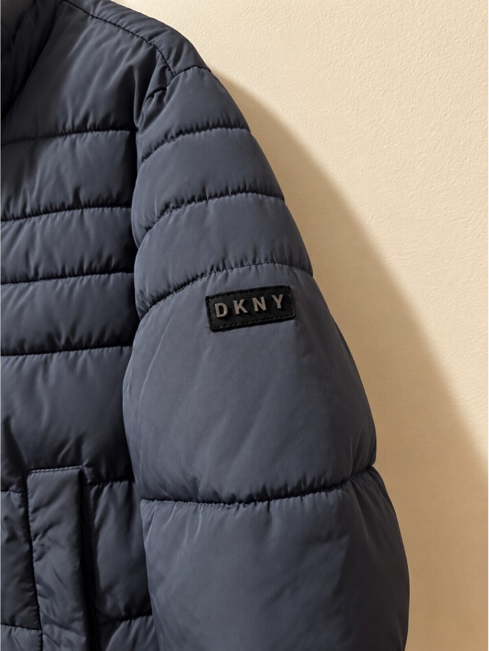 DKNY Black Quilted Puffer Jacket – Size XS